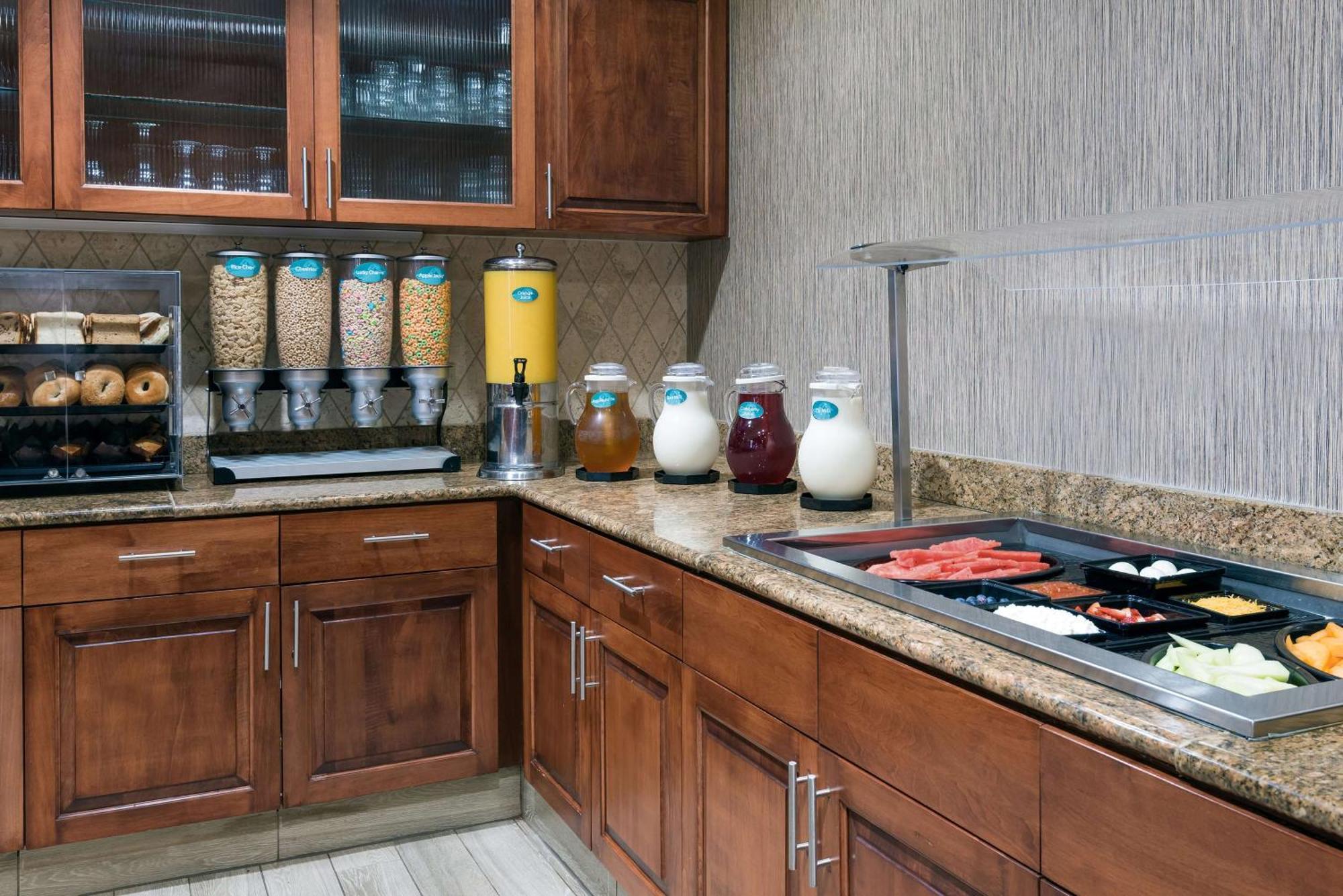 Homewood Suites By Hilton Cleveland-Бичвуд Экстерьер фото